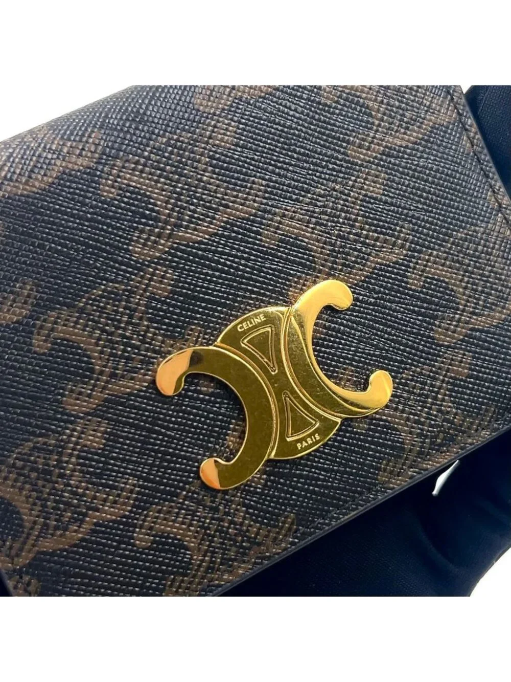 Celine Bifold Triomphe Leather Brown Light Card Case Gold